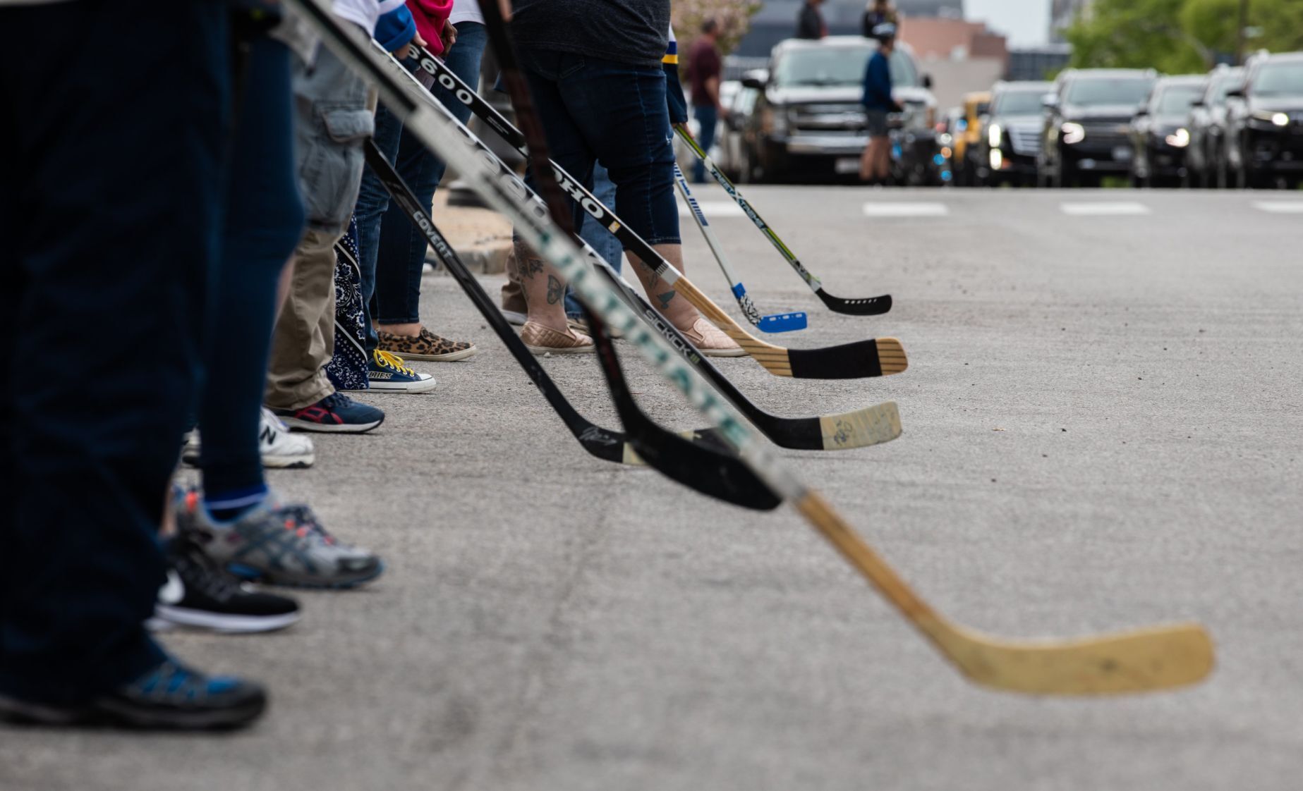 Blues fans line Market Street to pay tribute to Plager 5